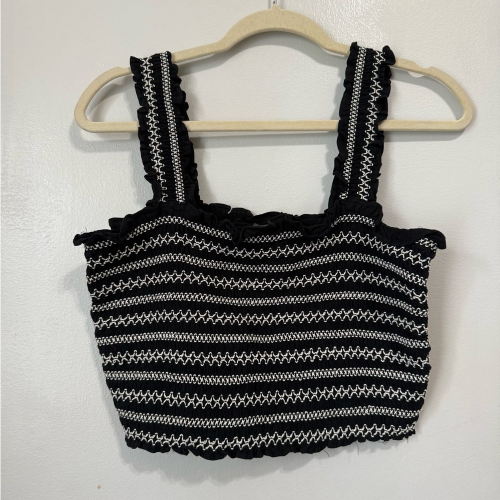 Lily Rose Black Aztec Stripe Smocked Cropped Tank Size Large
